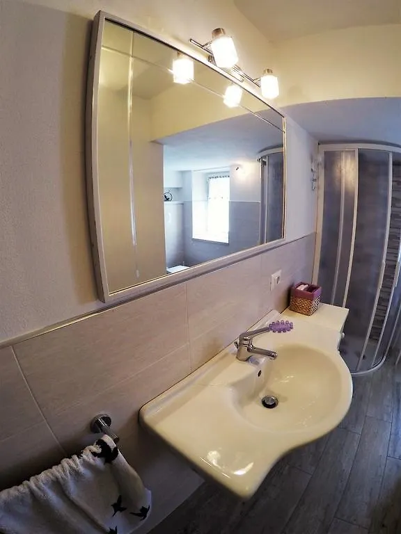 Apartamento Think Green Vico dʼElsa Italia